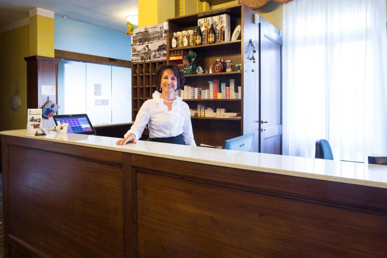 Carisio Hotel Ristorante Paladini מראה חיצוני תמונה